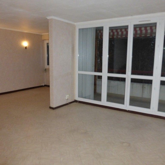  Annonces VILLEFRANCHE : Appartement | VILLEFRANCHE-SUR-SAONE (69400) | 77 m2 | 190 000 &euro; 