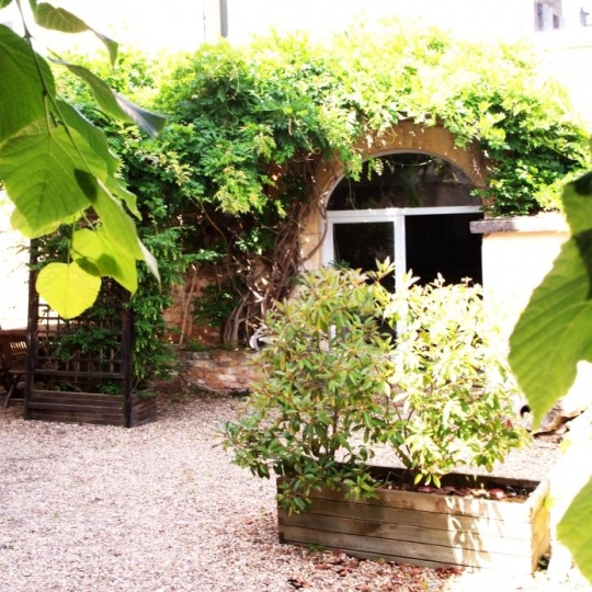  Annonces VILLEFRANCHE : Maison / Villa | MORANCE (69480) | 256 m2 | 365 000 &euro; 