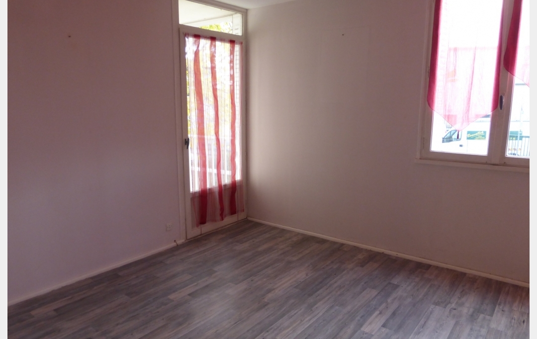 Annonces VILLEFRANCHE : Appartement | VILLEFRANCHE-SUR-SAONE (69400) | 60 m2 | 99 000 &euro; 